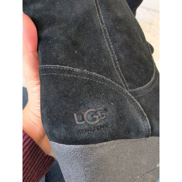 UGG Dawna Wedge Boots in size 10 - Picture 7 of 8